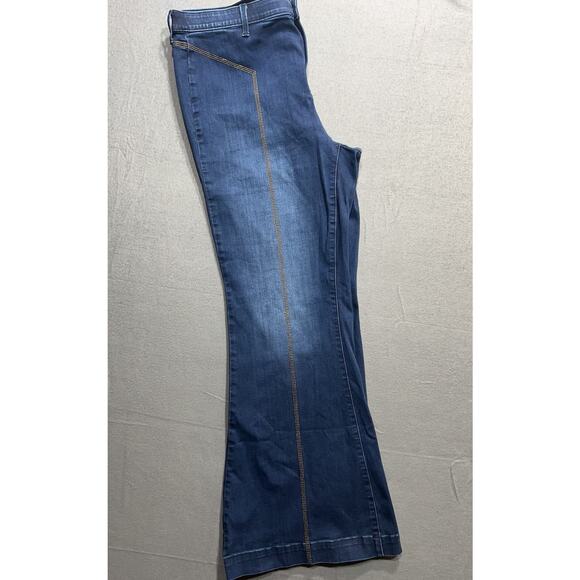 Torrid Sky High Line Flare Super Soft Jean Blue Womens Size 20T - Picture 5 of 16